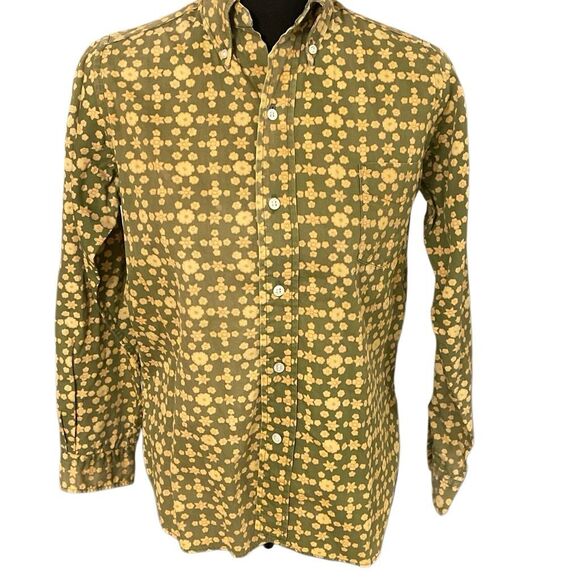 Ladybug Vintage Women’s Button Down Shirt/Top - Picture 2 of 9